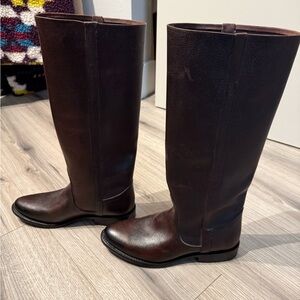 Frye Vintage Wyatt riding boots new w out box sz 8
